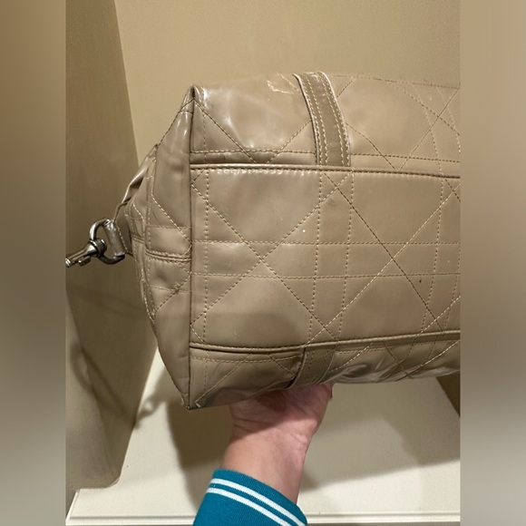 Christian Dior Cannage Patent Tan Bowler Bag - Picture 9 of 16